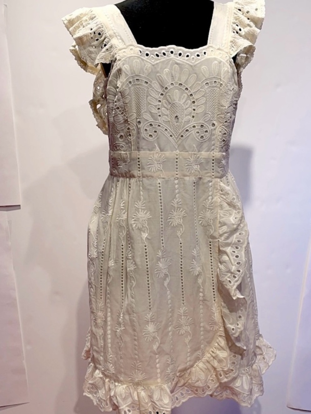 ANNA SUI CREAM EYELET LACE DETAILED RUFFLE DRESS 10